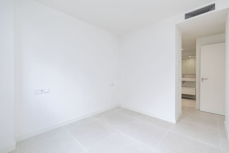 2 soverom Leilighet til salgs i Fuengirola med svømmebasseng garasje - € 669 000 (Ref: 8905914)