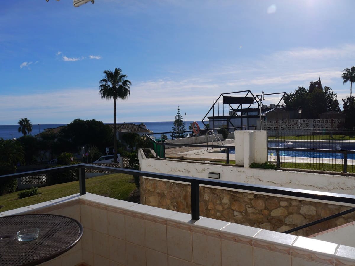1 bedroom Apartment for sale in La Cala de Mijas with pool - € 256,000 (Ref: 8920060)