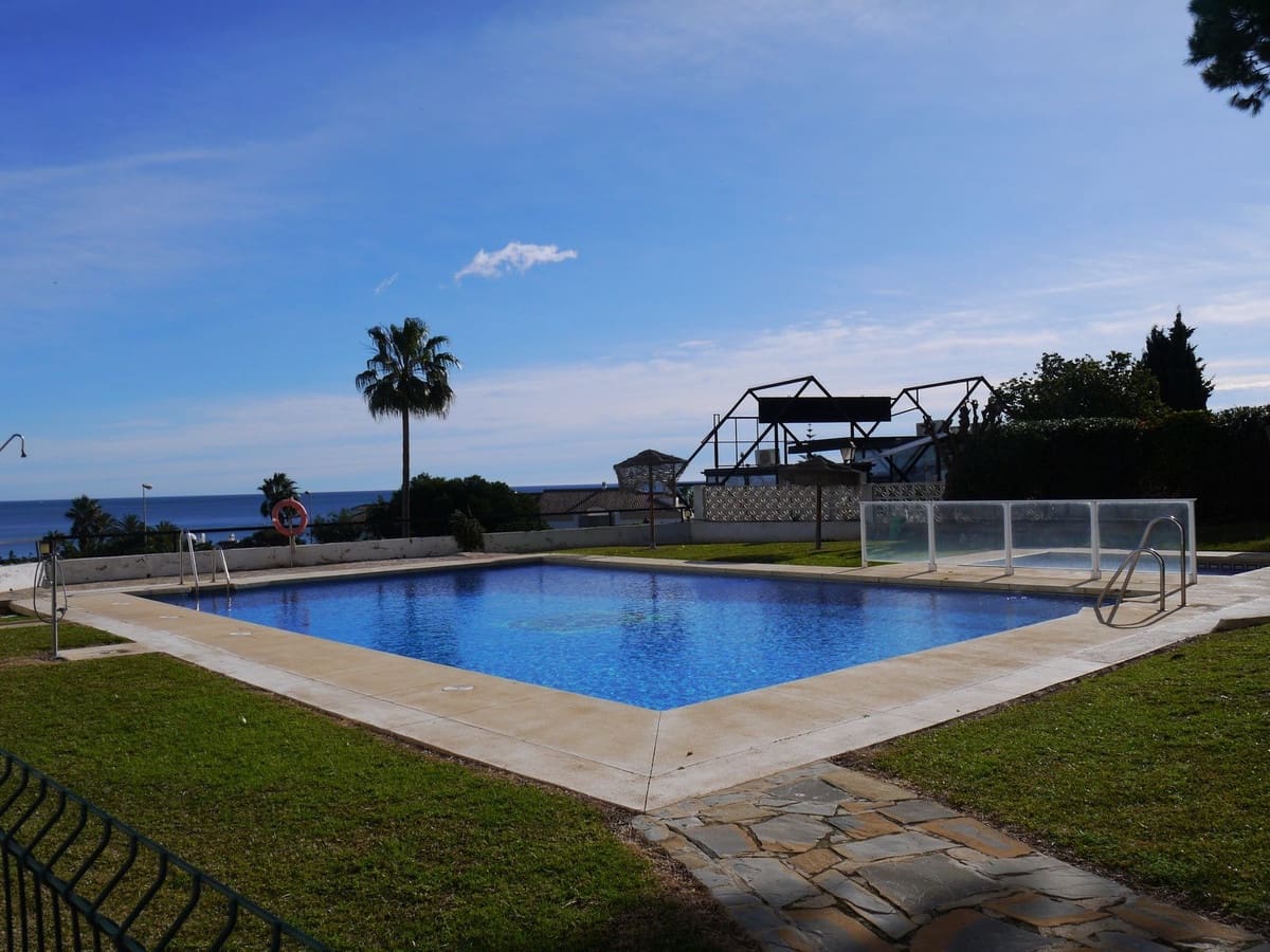 1 bedroom Apartment for sale in La Cala de Mijas with pool - € 256,000 (Ref: 8920060)