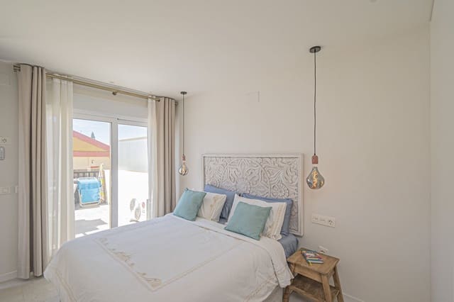 1 sypialnia Studio na sprzedaż w Elviria, Marbella z basenem - 279 000 € (Ref: 9079676)