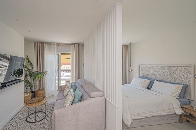 1 sypialnia Studio na sprzedaż w Elviria, Marbella z basenem - 279 000 € (Ref: 9079676)