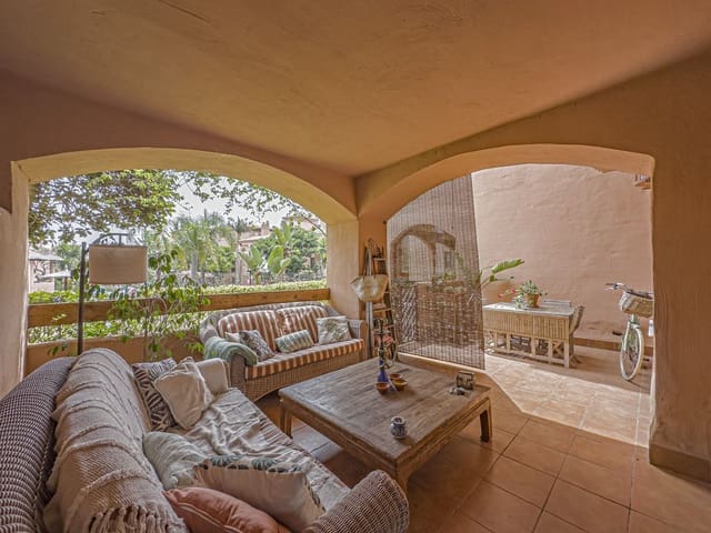 2 soverom Leilighet til salgs i Guadalmina Baja, Marbella med svømmebasseng garasje - € 435 000 (Ref: 9080694)