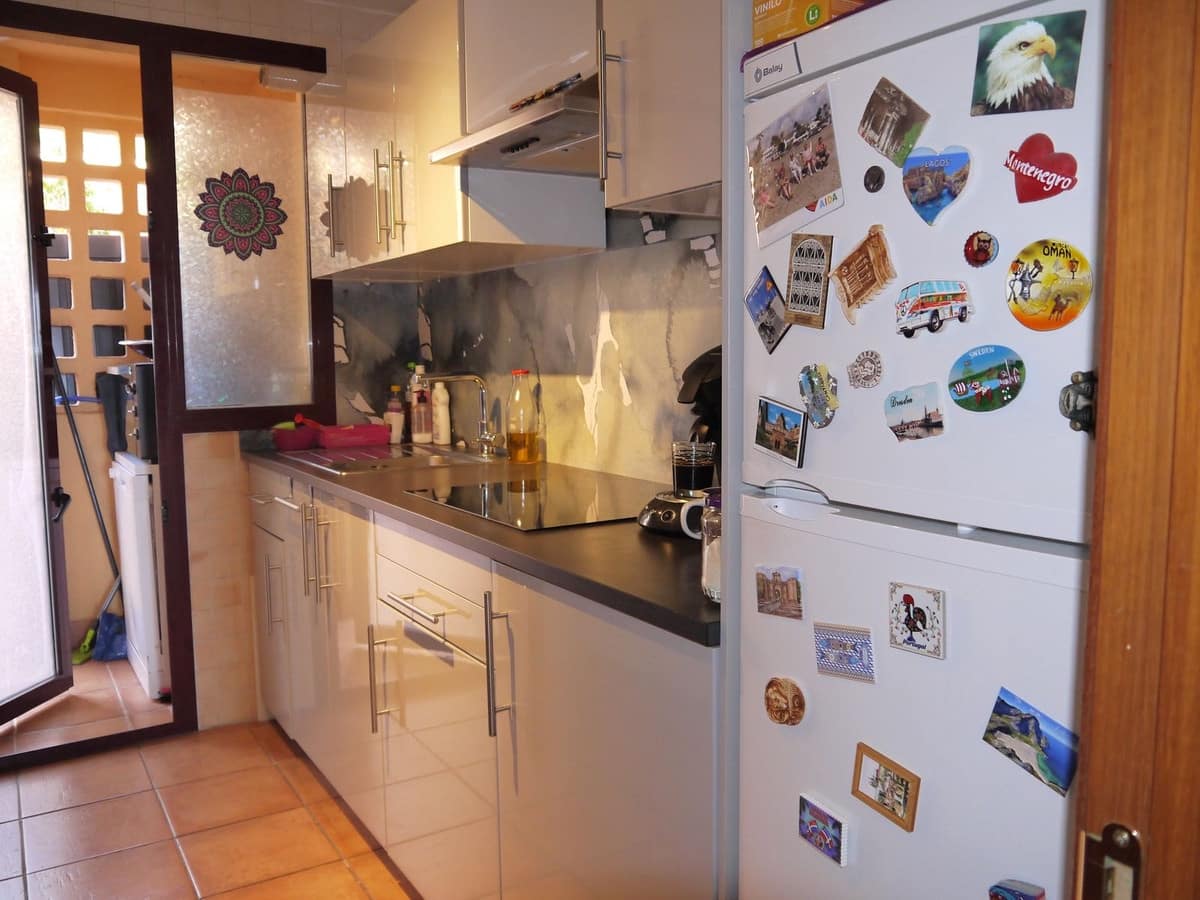 2 bedroom Apartment for sale in Calahonda with pool garage - € 320,000 (Ref: 9215777)