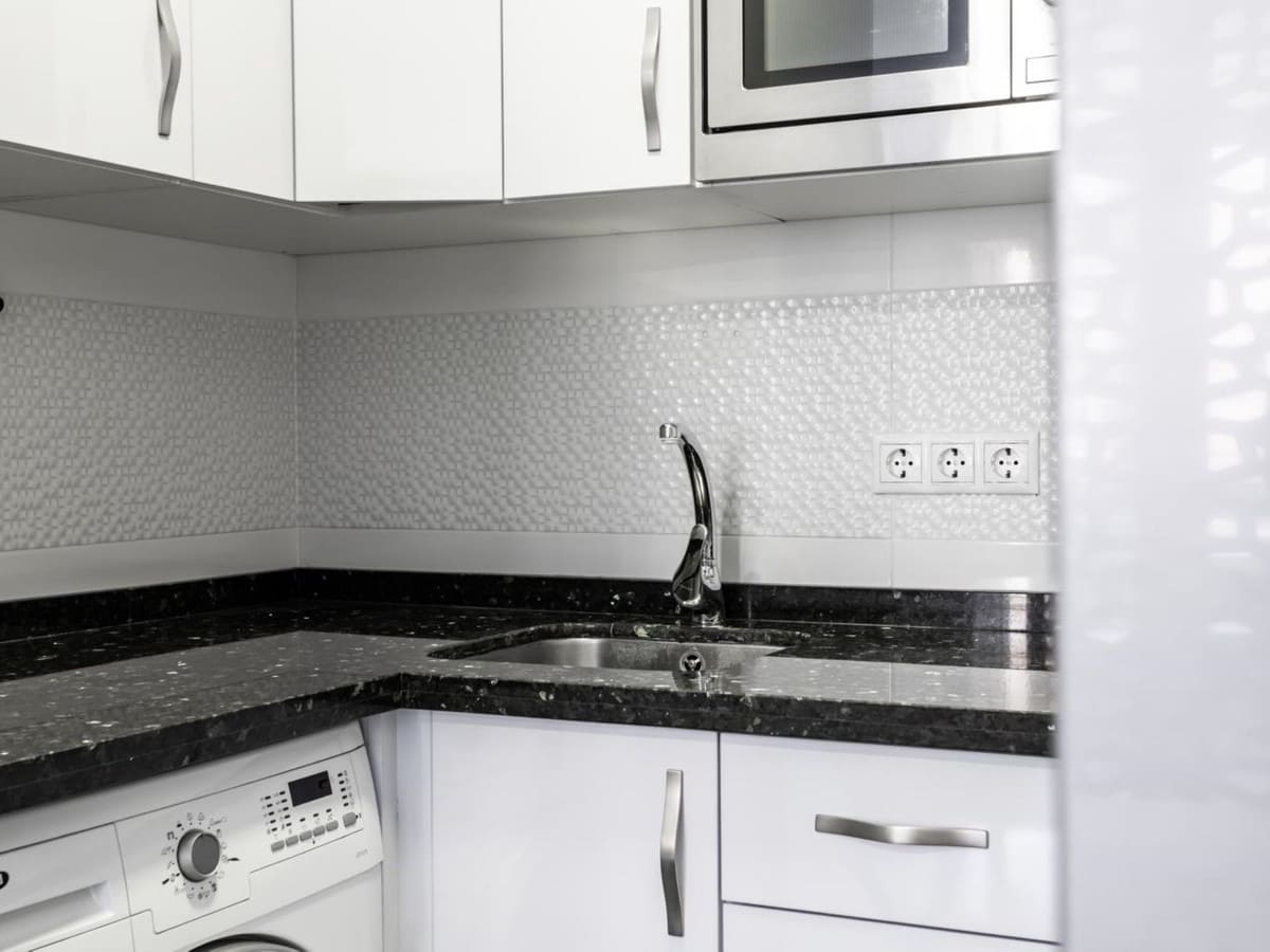 Studio til salg i Fuengirola med swimmingpool - € 229.000 (Ref: 9216122)