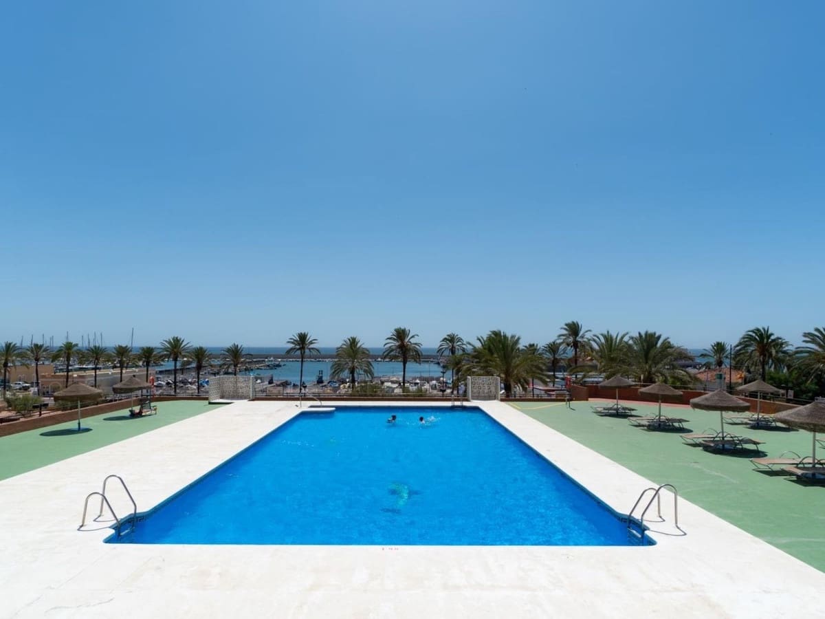 1 quarto Apartamento para venda em Fuengirola com piscina - 236 000 € (Ref: 9216132)