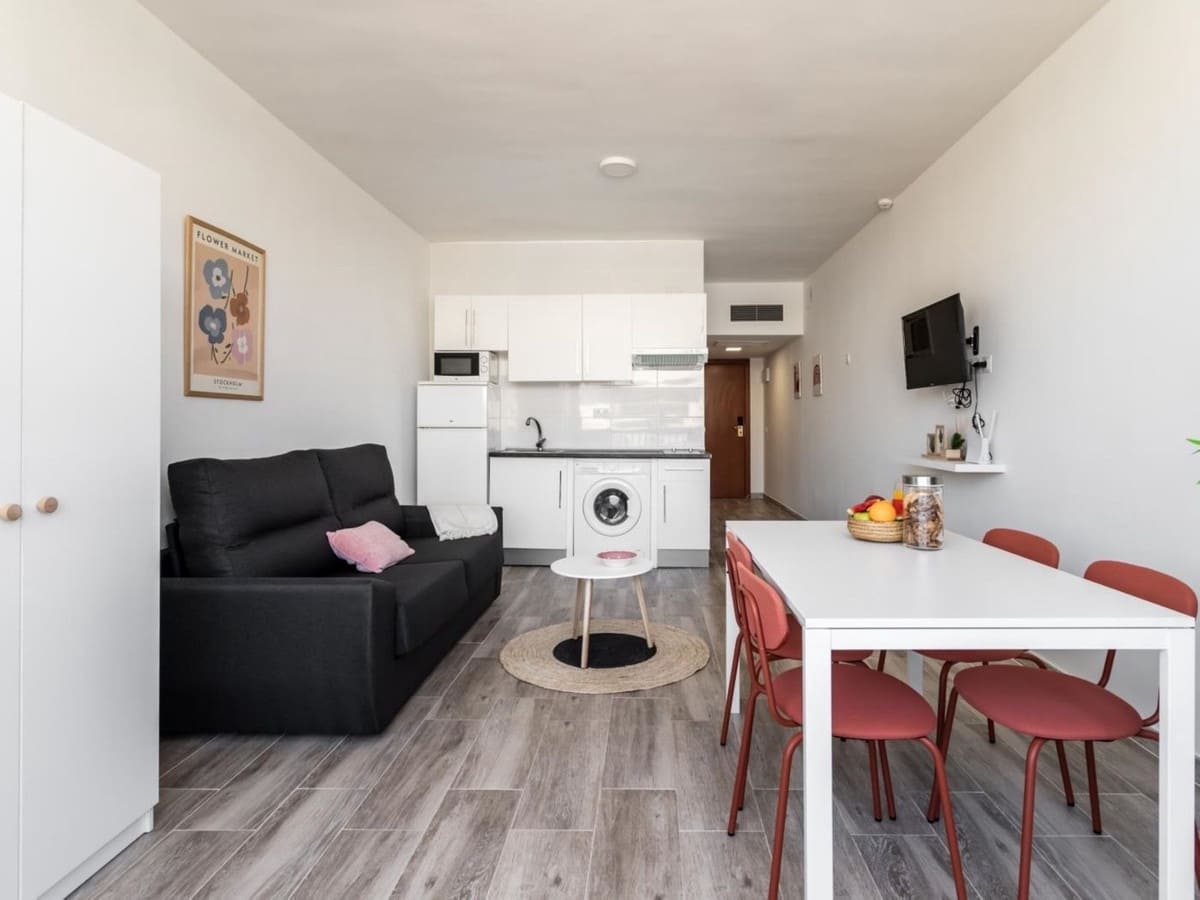 1 quarto Apartamento para venda em Fuengirola com piscina - 236 000 € (Ref: 9216132)