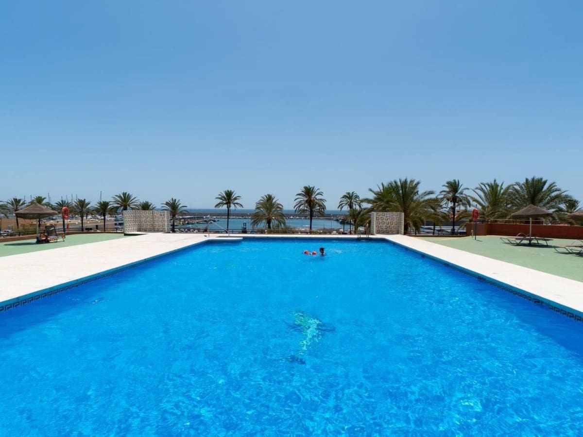 1 quarto Apartamento para venda em Fuengirola com piscina - 236 000 € (Ref: 9216132)