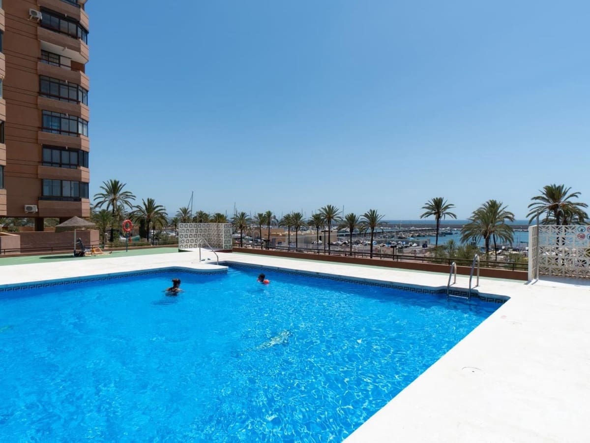 1 quarto Apartamento para venda em Fuengirola com piscina - 236 000 € (Ref: 9216132)