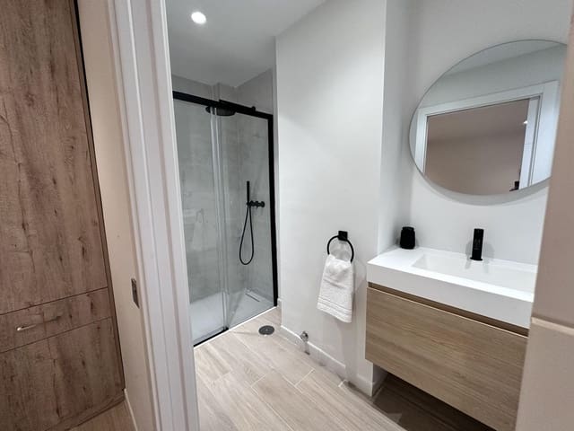 Studio te koop in Marbella Centro, Marbella - € 290.000 (Ref: 9219131)