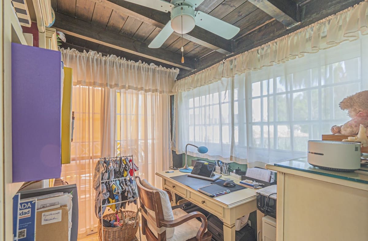 3 makuuhuone Huoneisto myytävänä paikassa Marbella mukana uima-altaan 
autotalli - 420 000 € (Ref: 9219132)