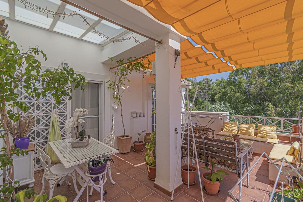 3 makuuhuone Huoneisto myytävänä paikassa Marbella mukana uima-altaan 
autotalli - 420 000 € (Ref: 9219132)