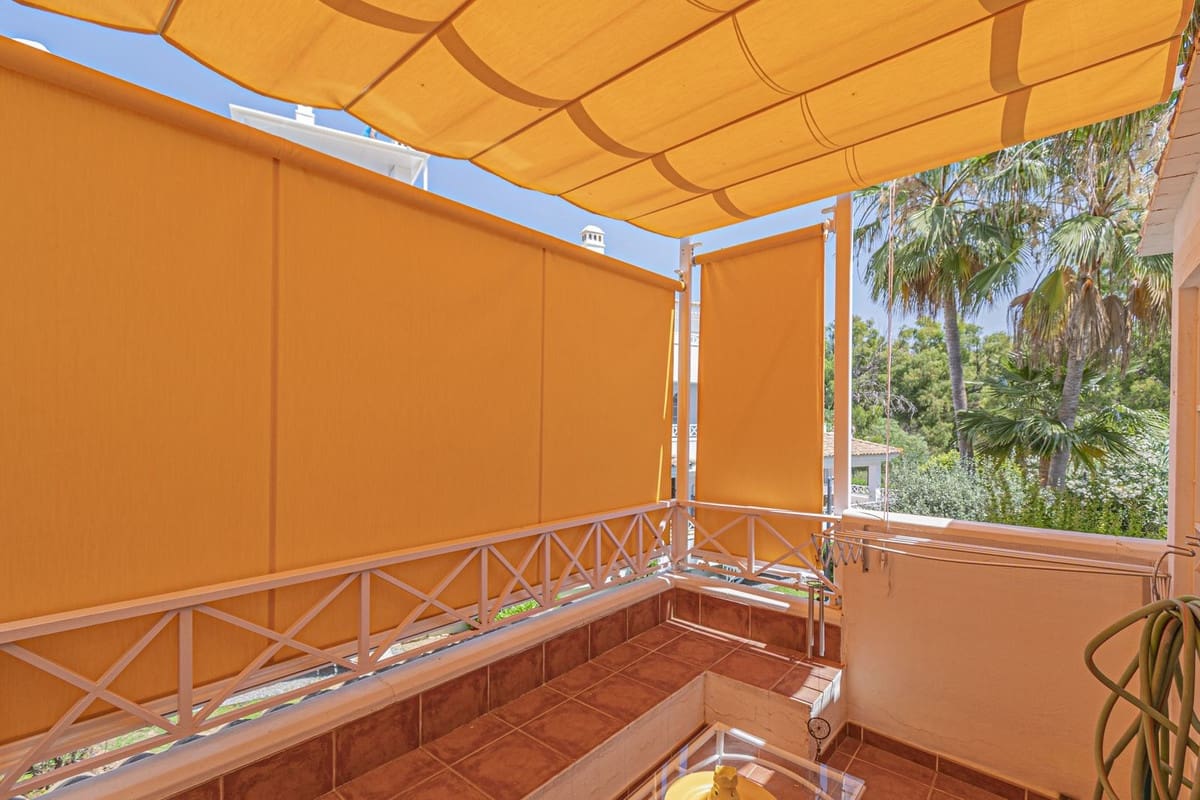 3 makuuhuone Huoneisto myytävänä paikassa Marbella mukana uima-altaan 
autotalli - 420 000 € (Ref: 9219132)