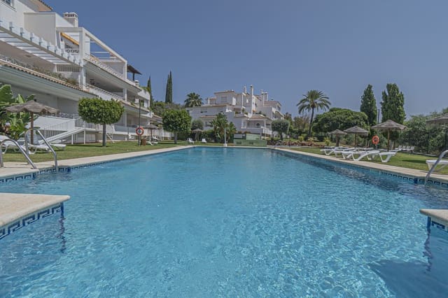 3 makuuhuone Huoneisto myytävänä paikassa Rio Real - Los Monteros, Marbella mukana uima-altaan 
autotalli - 410 000 € (Ref: 9219132)