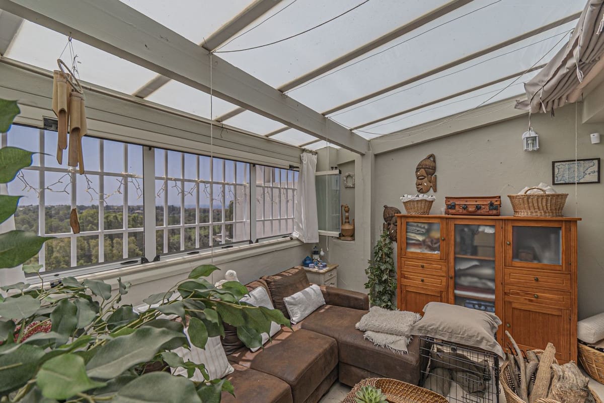 3 makuuhuone Huoneisto myytävänä paikassa Marbella mukana uima-altaan 
autotalli - 420 000 € (Ref: 9219132)