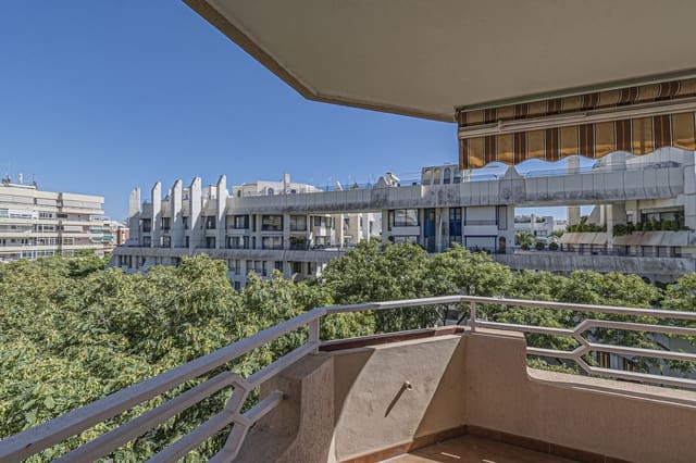 3 sypialnia Apartament na sprzedaż w Marbella Centro, Marbella z garażem - 790 000 € (Ref: 9221299)