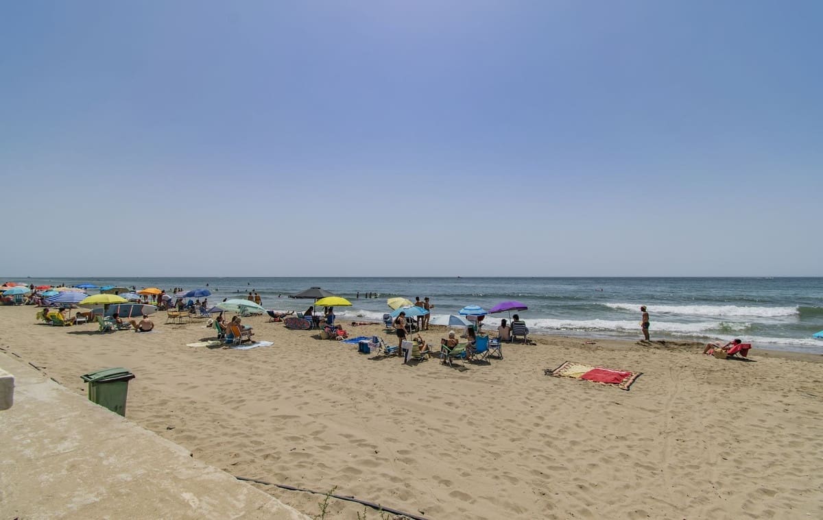 4 soveværelse Byhus til salg i Las Chapas med swimmingpool garage - € 1.125.000 (Ref: 9221346)