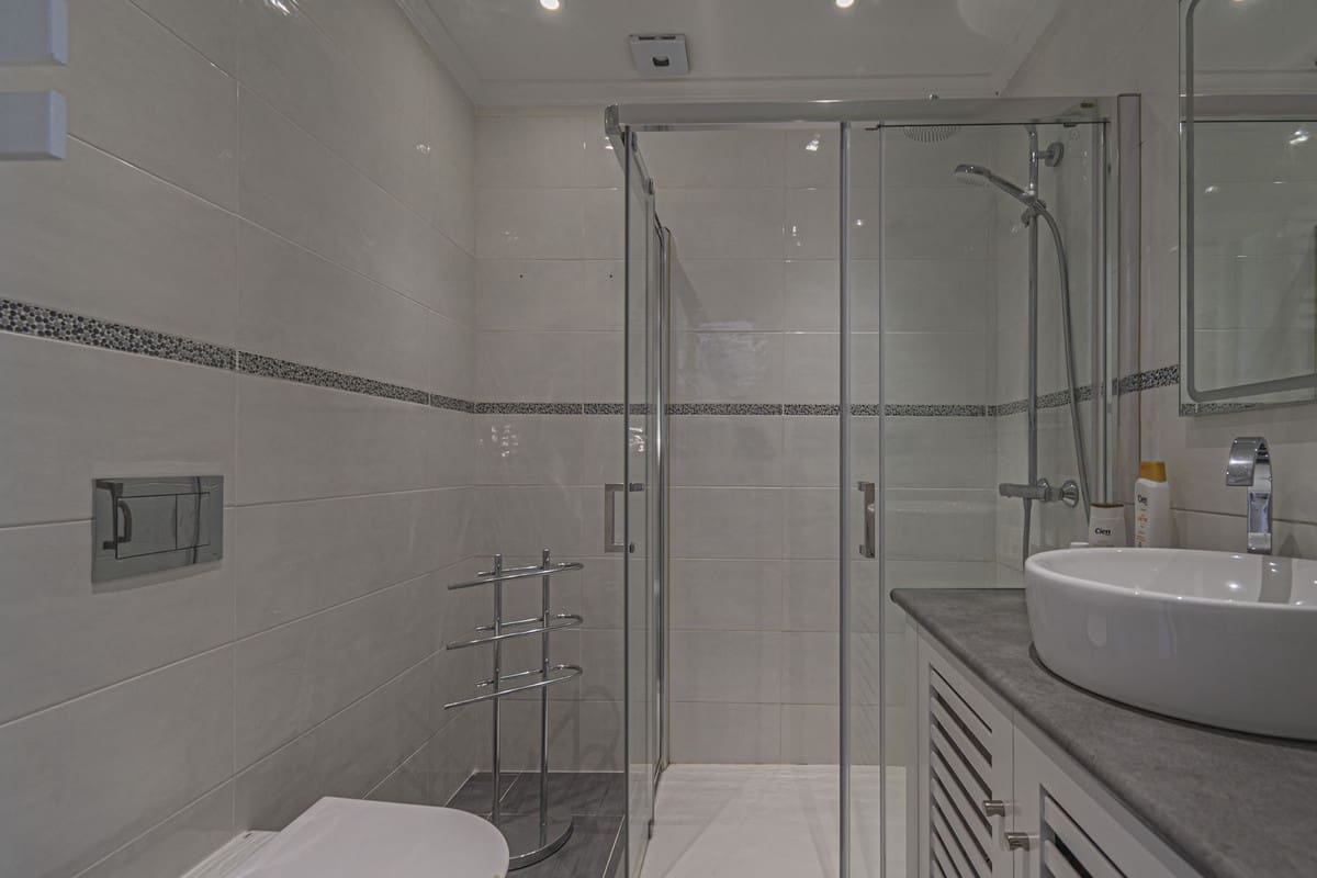 4 soveværelse Byhus til salg i Las Chapas med swimmingpool garage - € 1.125.000 (Ref: 9221346)