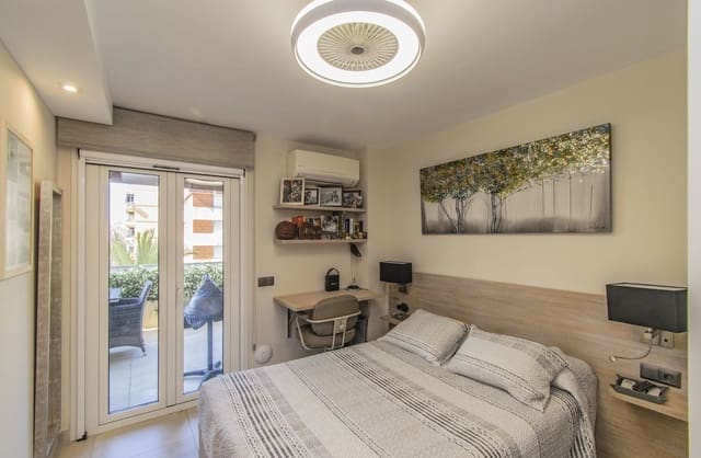3 soveværelse Lejlighed til salg i Marbella Centro, Marbella med swimmingpool garage - € 1.195.000 (Ref: 9221388)