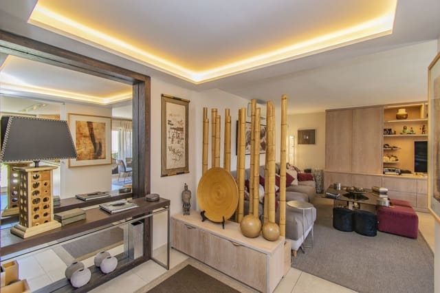 3 soveværelse Lejlighed til salg i Marbella Centro, Marbella med swimmingpool garage - € 1.195.000 (Ref: 9221388)