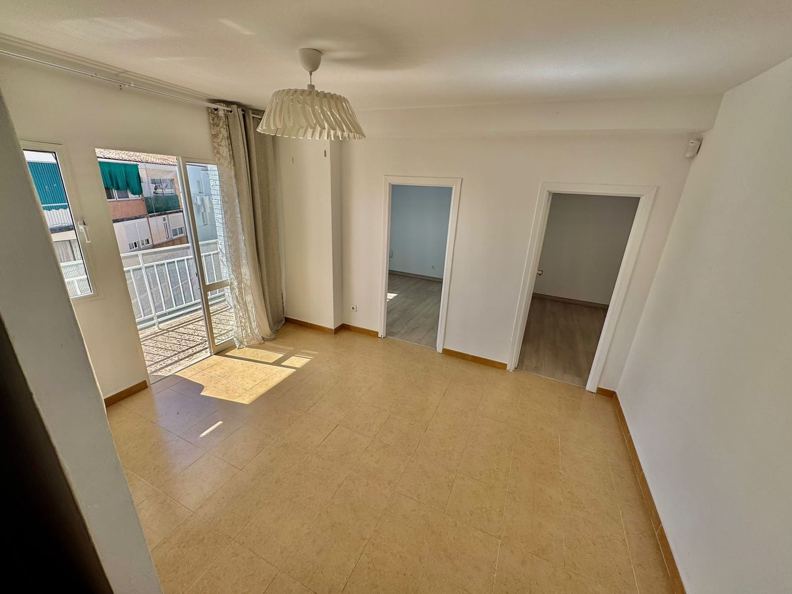 3 makuuhuone Kattohuoneisto myytävänä paikassa Fuengirola - 197 000 € (Ref: 9331828)