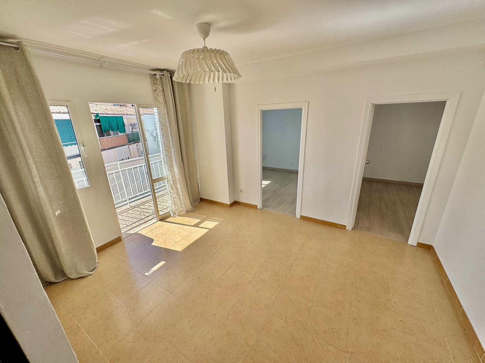 3 makuuhuone Kattohuoneisto myytävänä paikassa Fuengirola - 197 000 € (Ref: 9331828)