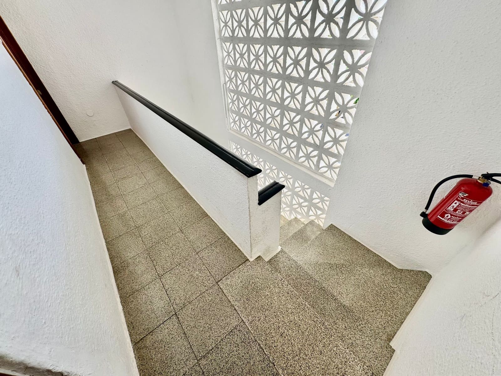 3 makuuhuone Kattohuoneisto myytävänä paikassa Fuengirola - 197 000 € (Ref: 9331828)