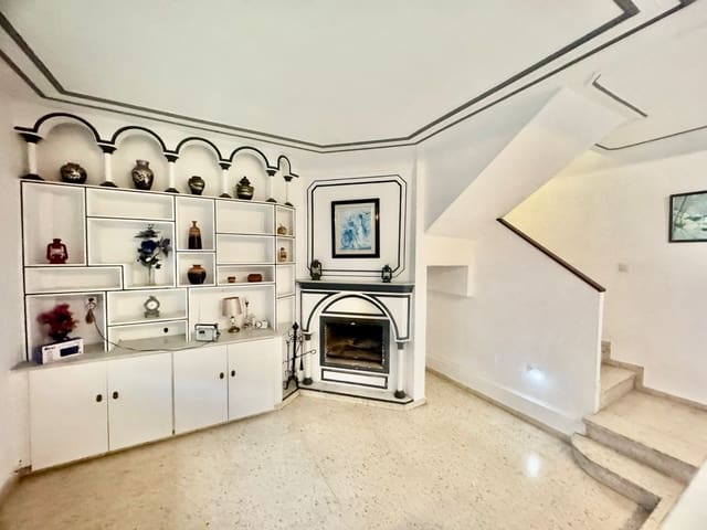 4 quarto Casa em Banda para venda em Los Boliches , Fuengirola com piscina - 466 000 € (Ref: 9438266)