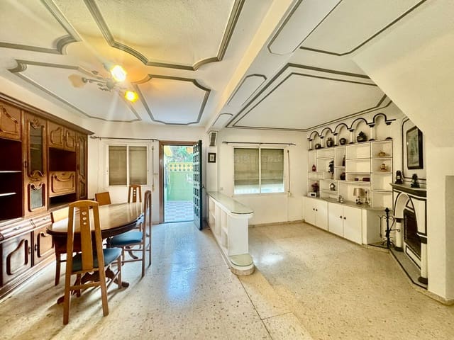 4 quarto Casa em Banda para venda em Los Boliches , Fuengirola com piscina - 466 000 € (Ref: 9438266)