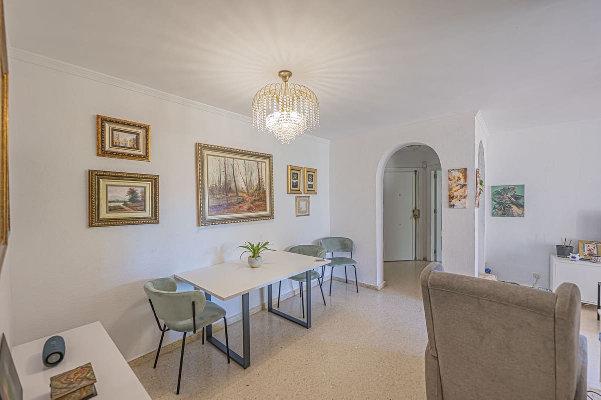 4 sypialnia Apartament na sprzedaż w Marbella z garażem - 649 000 € (Ref: 9442806)