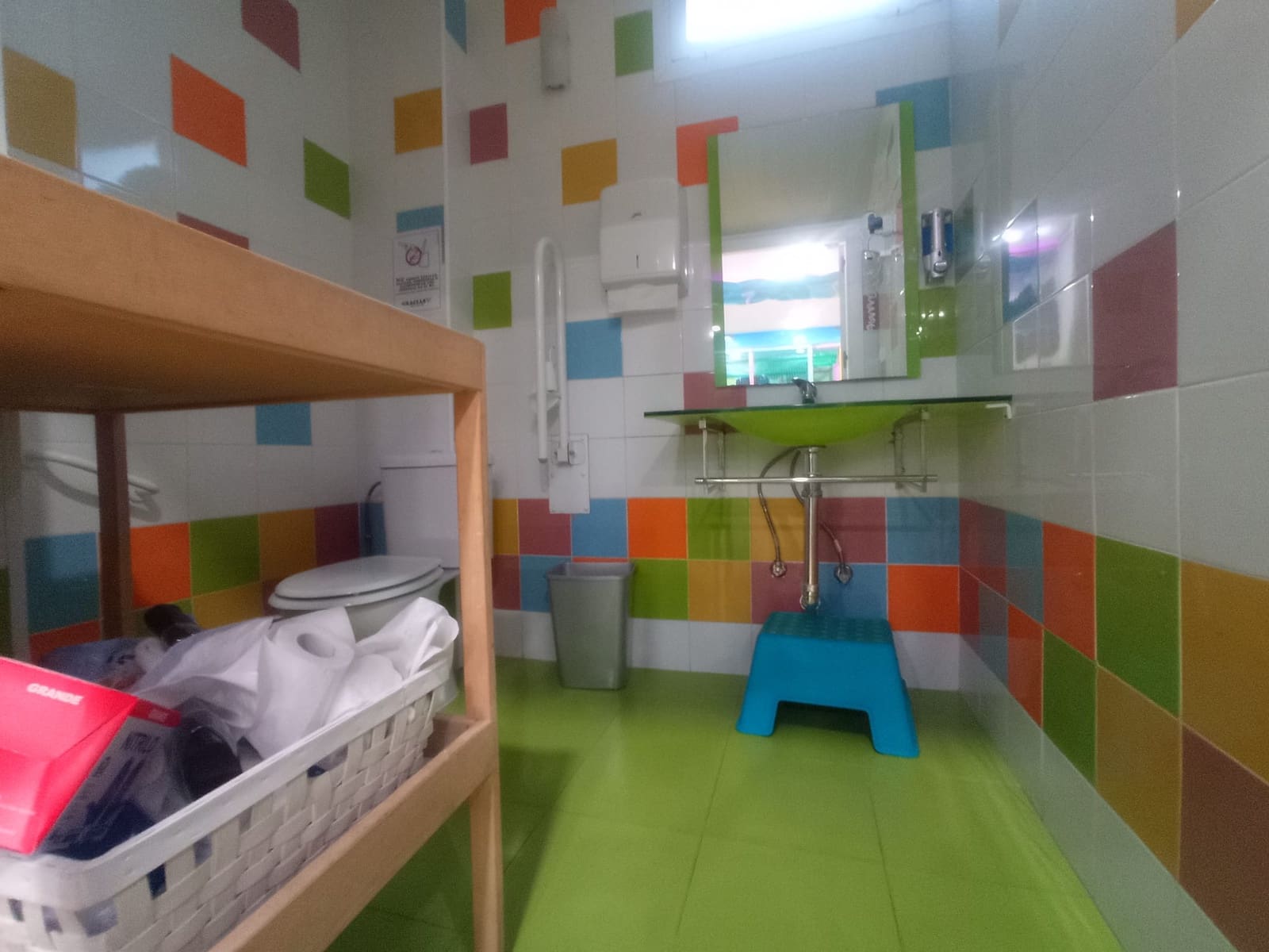 Local Commercial à vendre à Fuengirola - 325 000 € (Ref: 9539506)