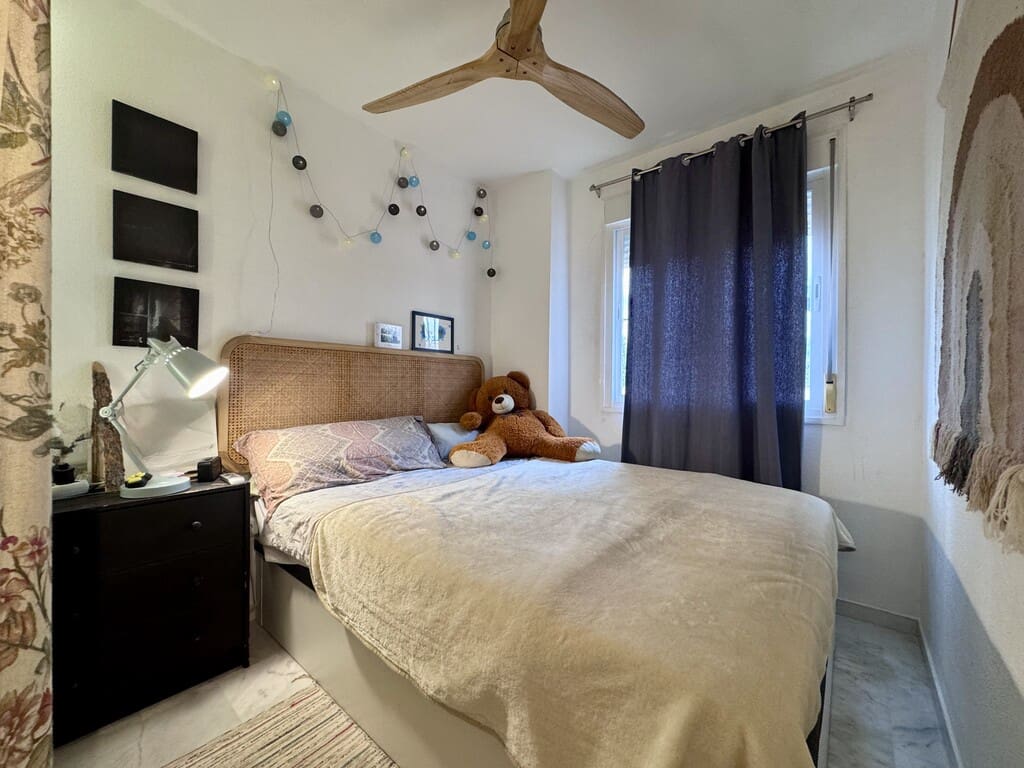 3 bedroom Apartment for sale in Torrequebrada with pool garage - € 349,000 (Ref: 10151078)