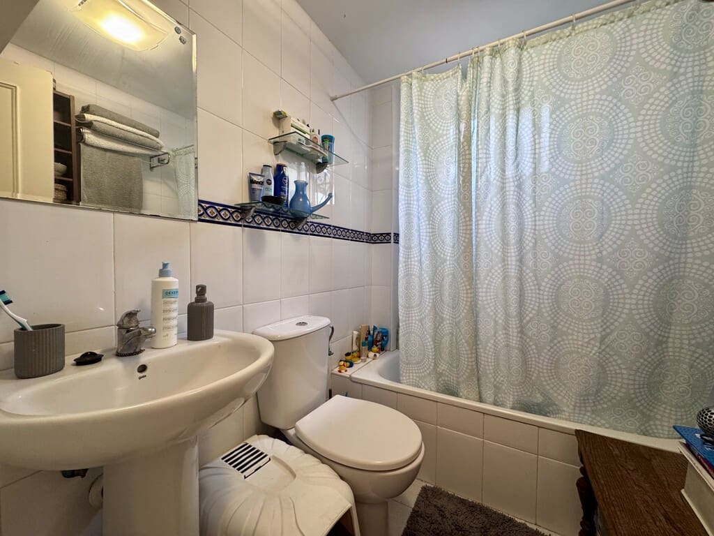 3 bedroom Apartment for sale in Torrequebrada with pool garage - € 349,000 (Ref: 10151078)