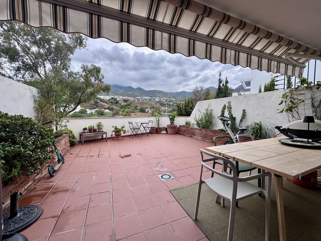 3 bedroom Apartment for sale in Torrequebrada with pool garage - € 349,000 (Ref: 10151078)