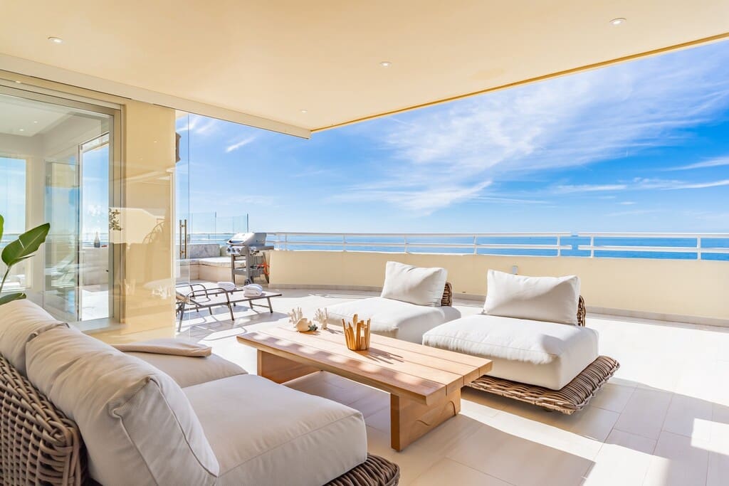 4 soverom Penthouse til salgs i Torrequebrada med svømmebasseng garasje - € 3 800 000 (Ref: 10164701)