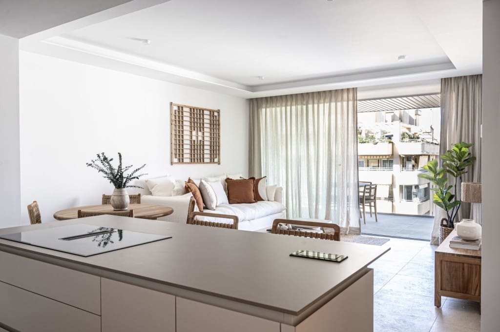 2 soveværelse Lejlighed til salg i Fuengirola med swimmingpool garage - € 659.500 (Ref: 6633965)