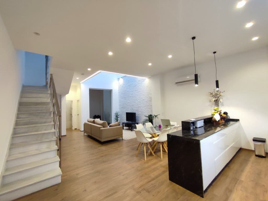 3 soverom Villa til salgs i Fuengirola - € 640 000 (Ref: 7122739)