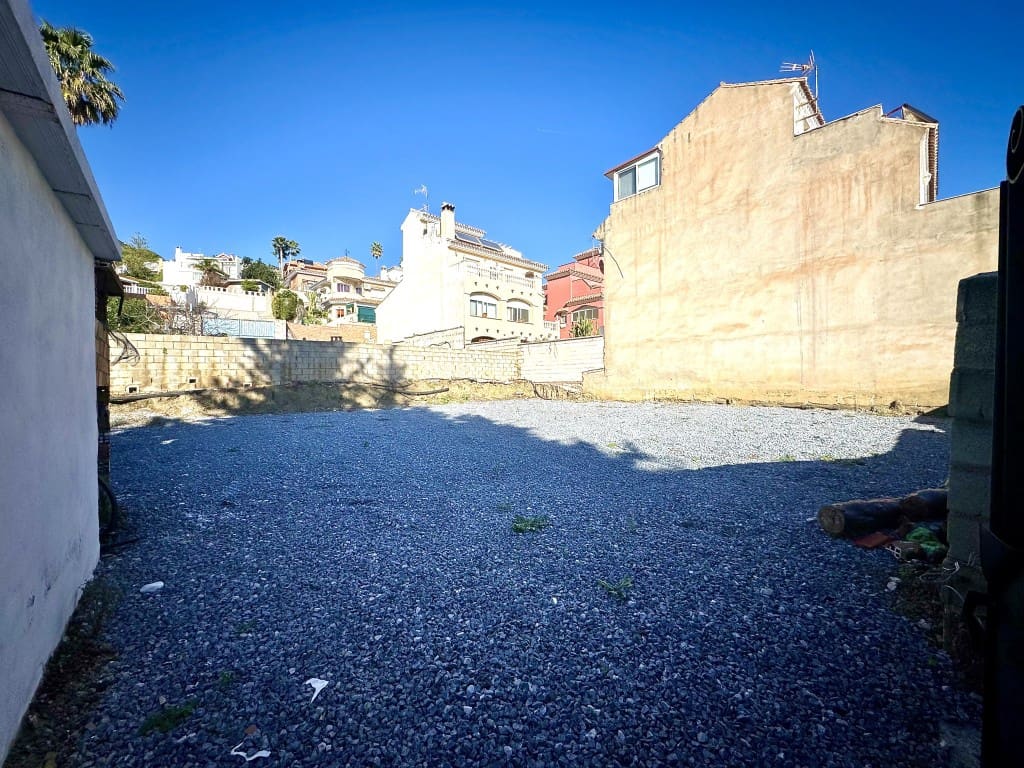 Tomt till salu i Benalmadena - 210 000 € (Ref: 8737259)