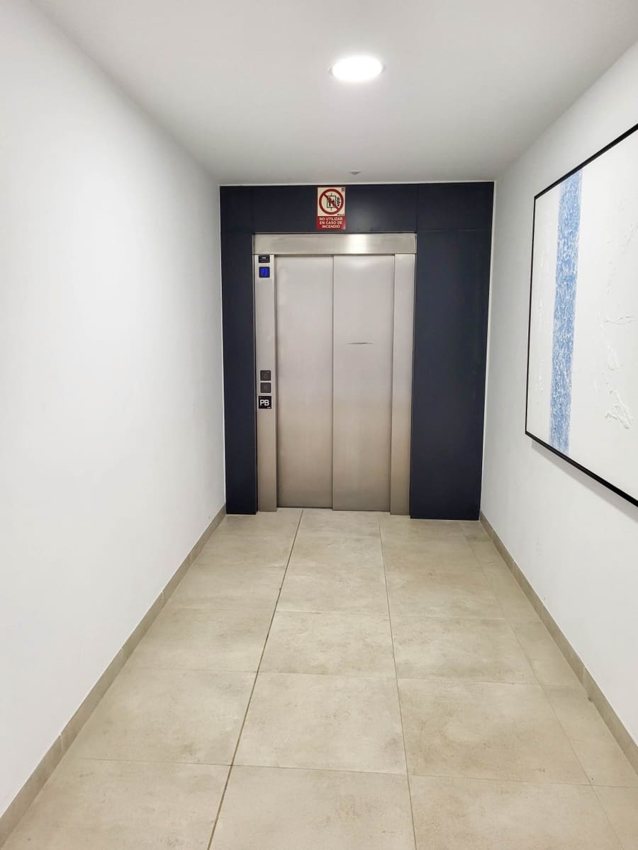 Garasje til salgs i Fuengirola - € 49 000 (Ref: 8834141)