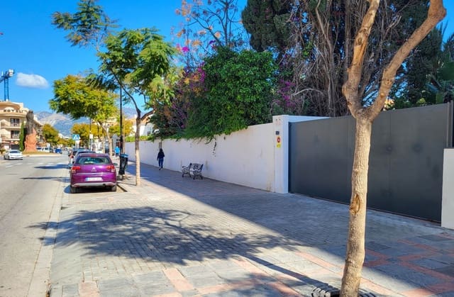 Garage til salg i Fuengirola - € 49.000 (Ref: 8834141)