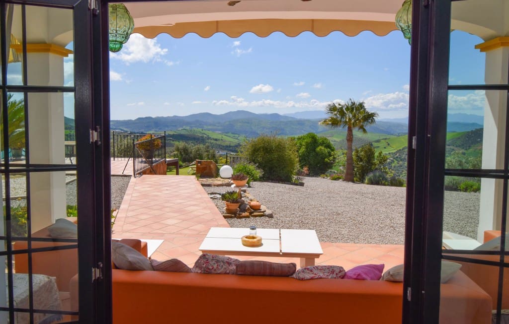 5 soverom Villa til salgs i Antequera med svømmebasseng garasje - € 1 690 000 (Ref: 8917745)