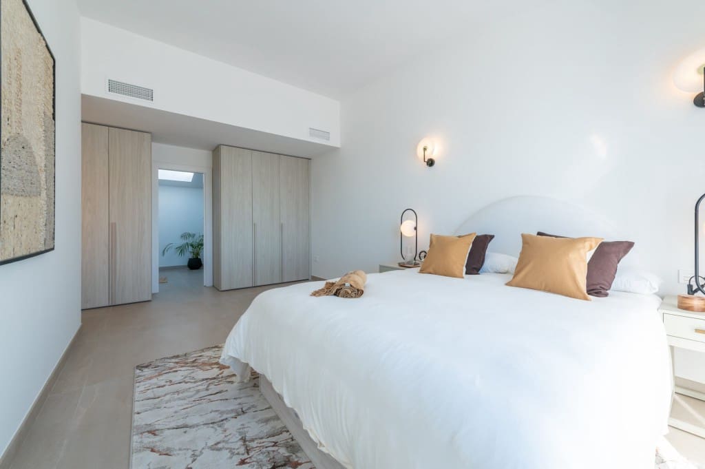 2 soverom Penthouse til salgs i Carvajal med svømmebasseng - € 999 000 (Ref: 8921140)