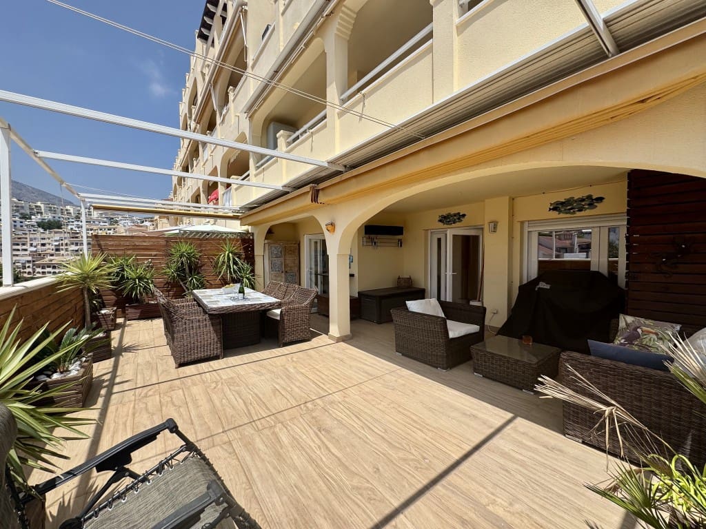 2 bedroom Apartment for sale in Torrequebrada with pool garage - € 360,000 (Ref: 9095098)