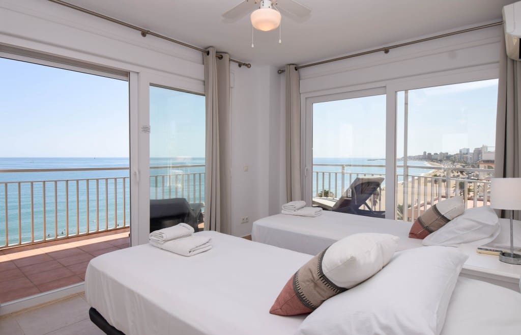 2 soverom Leilighet til salgs i Fuengirola med svømmebasseng - € 695 000 (Ref: 9130687)