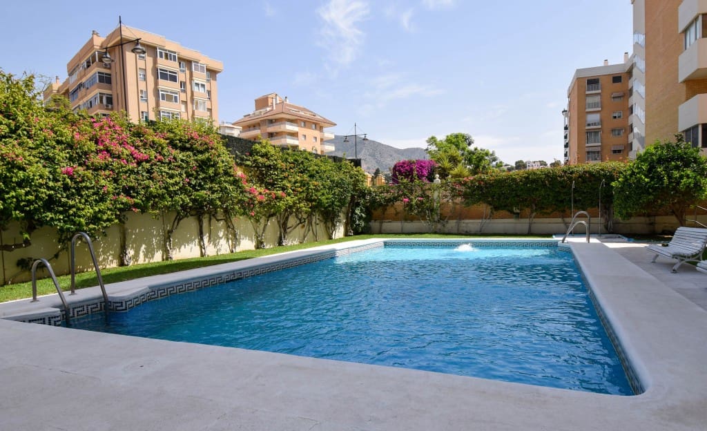 2 soverom Leilighet til salgs i Fuengirola med svømmebasseng - € 695 000 (Ref: 9130687)