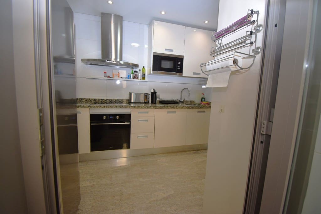 3 bedroom Apartment for sale in Torremolinos with garage - € 369,000 (Ref: 9206310)