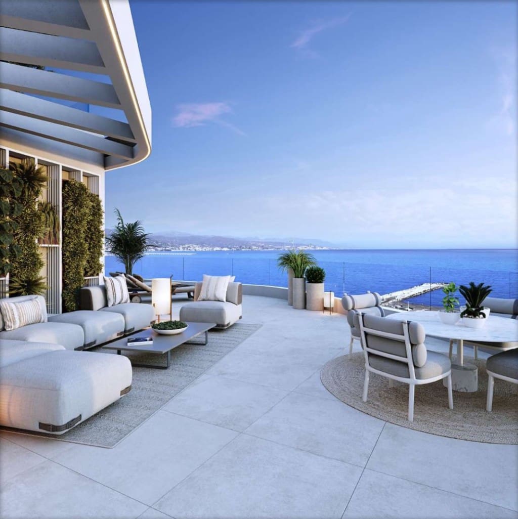 2 soverom Leilighet til salgs i Malaga by med svømmebasseng garasje - € 1 190 000 (Ref: 9236177)