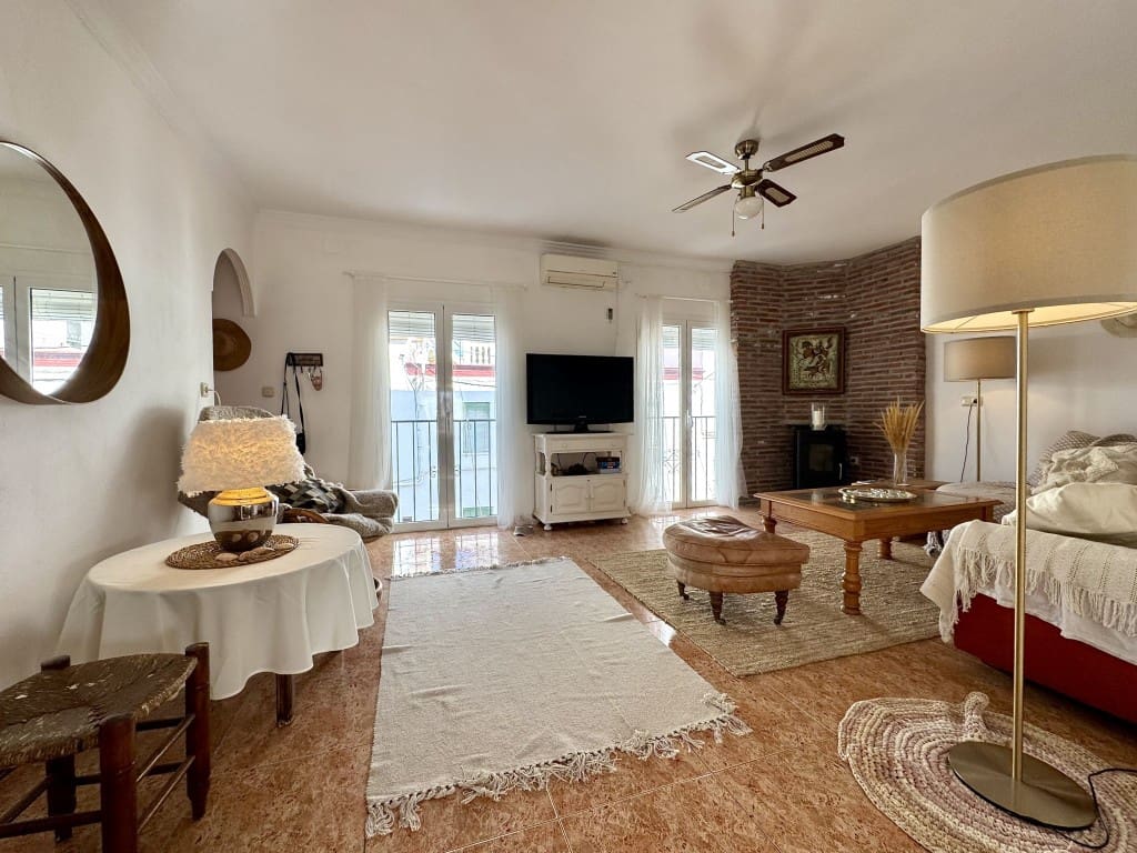 3 makuuhuone Huoneisto myytävänä paikassa Alora - 235 000 € (Ref: 9426858)