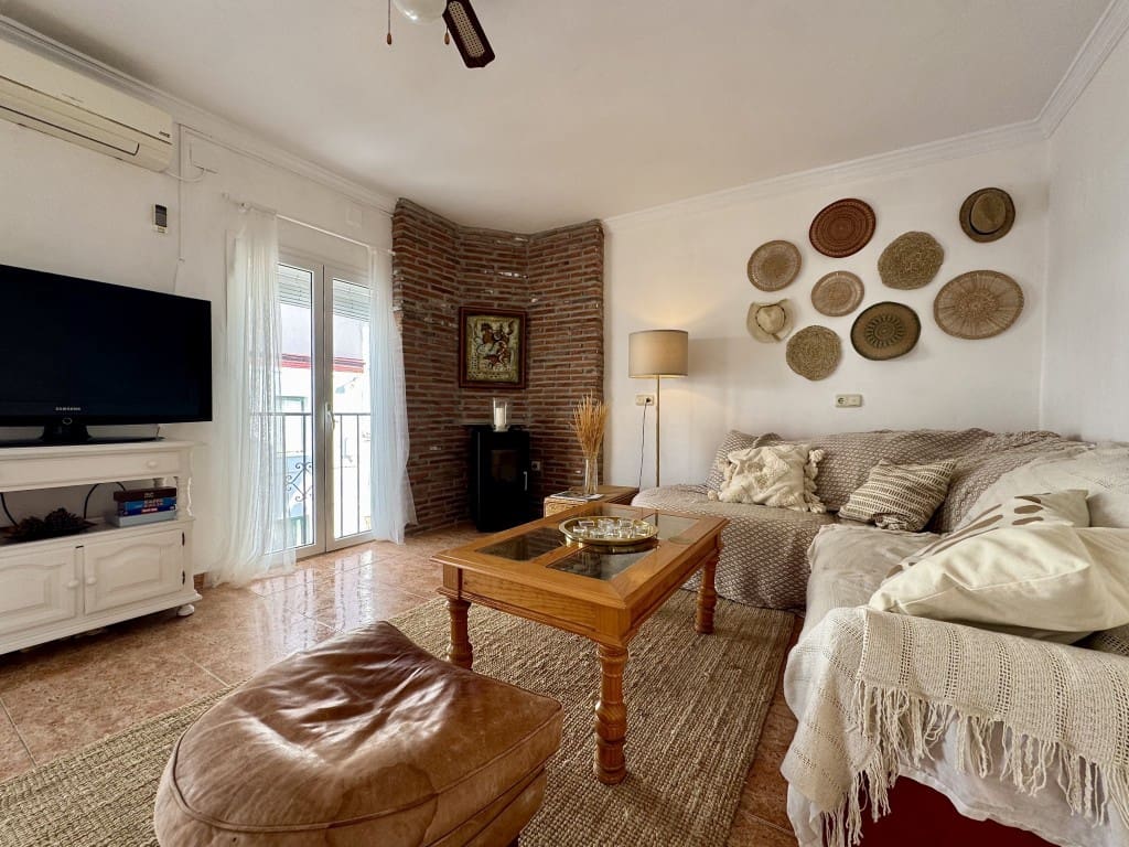 3 makuuhuone Huoneisto myytävänä paikassa Alora - 235 000 € (Ref: 9426858)