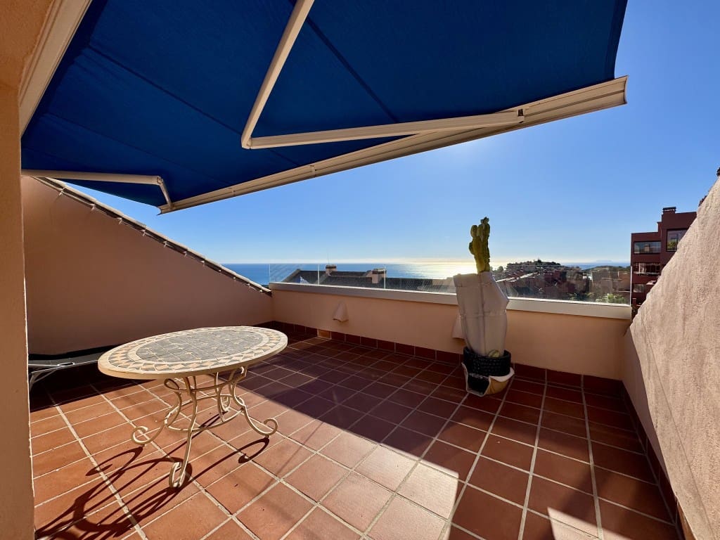 3 sovrum Takvåning till salu i Calahonda med pool garage - 495 000 € (Ref: 9439671)