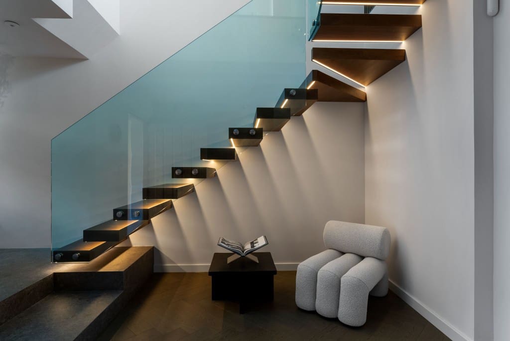 4 sypialnia Penthouse na sprzedaż w Nueva Andalucia z basenem garażem - 3 495 000 € (Ref: 9455823)